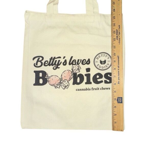 “Betty’s Loves Boobies” flower edible tote bag breast cancer awareness - Picture 5 of 5